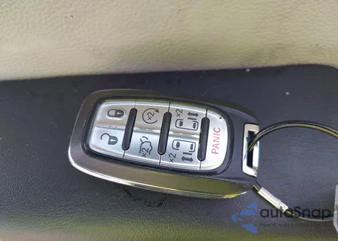 2023 Chrysler Voyager Lx из США, поврежденный, VIN 2C4RC1CG9PR585738